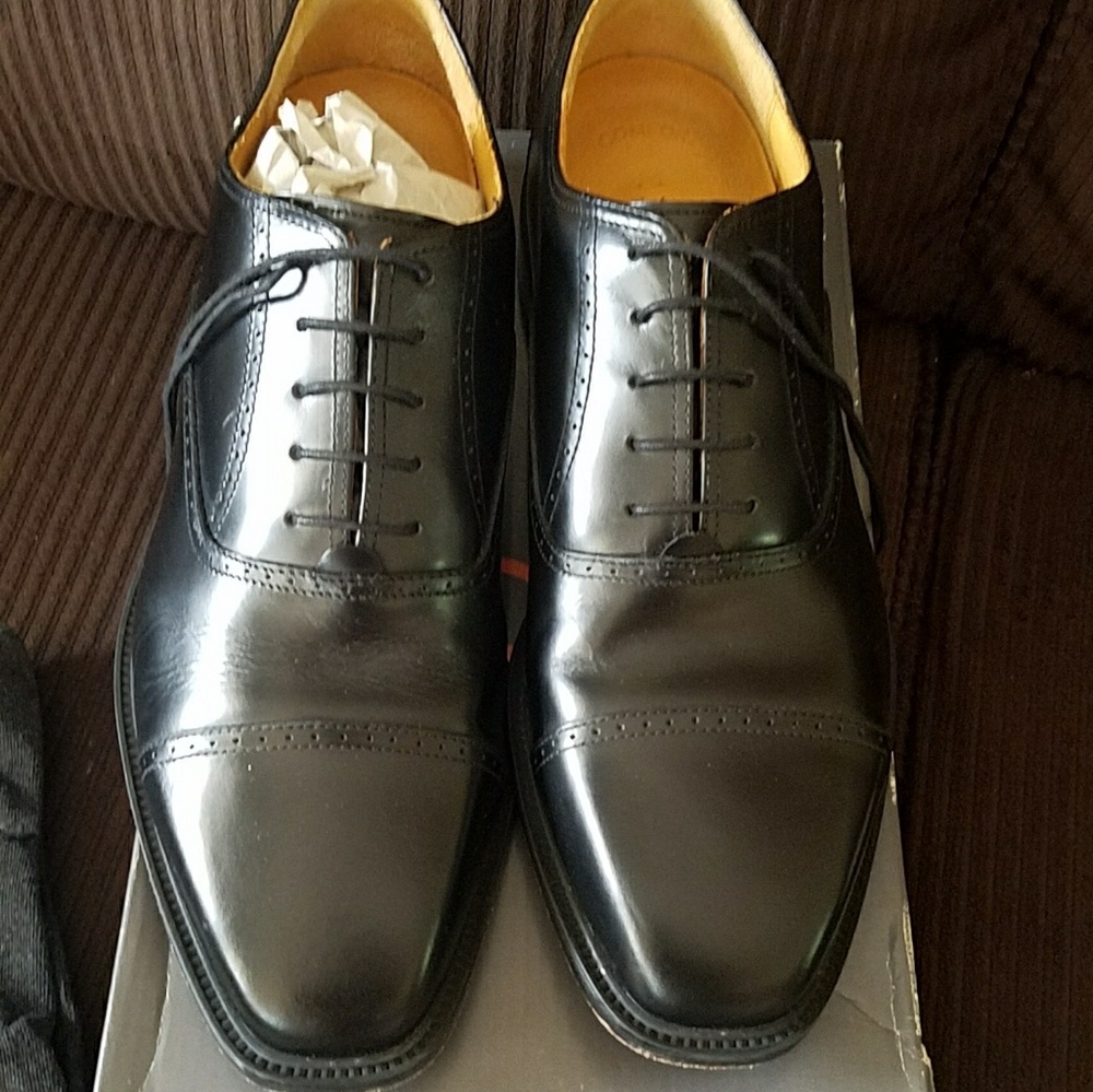 Rockport dress shoes